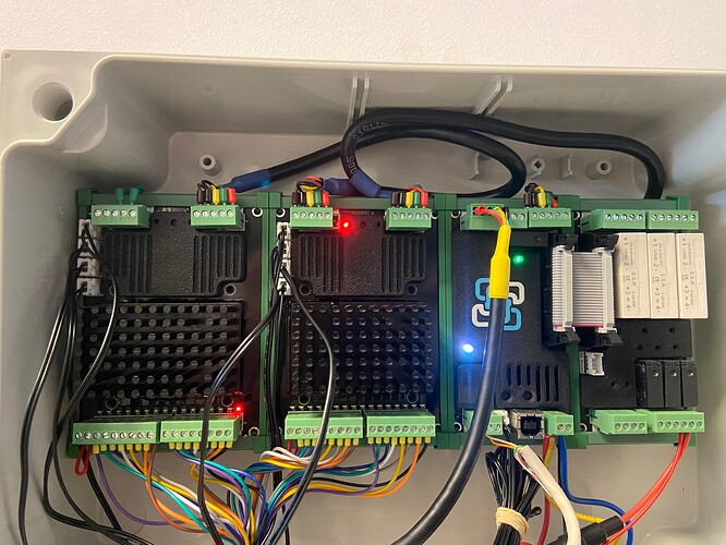 41D0B24F-711C-4B81-A4B4-2EF30FA9D786